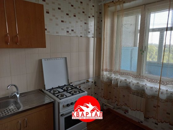 Продается 1 комн. большая 38 кв.м квартира на Набережной Запоріжжя