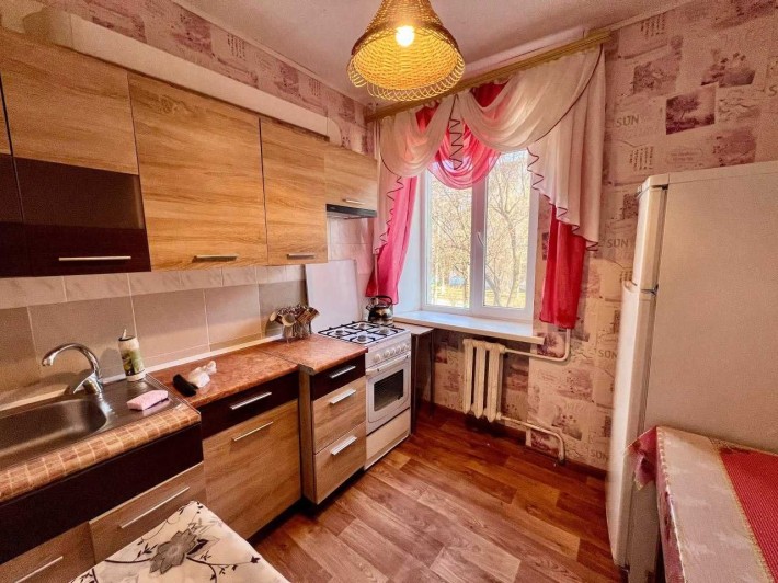 Продам 1 комнатную район "Старого парка" - фото 1