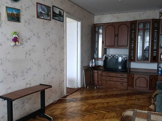 Продаж 2 кімнатної кв вул. Добровольчих батальйонів, світло 24/7 Запорожье