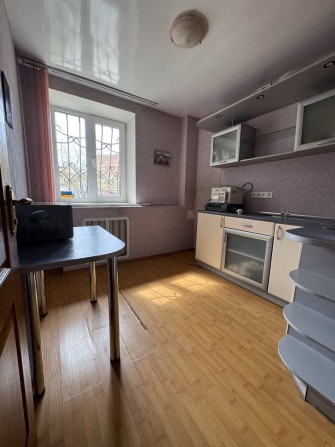 ПРОДАМ 2 комнатную на Героев Харькова  38 Центр - фото 1