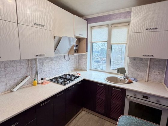 Продантся 2-к квартира  на Намыве Николаев