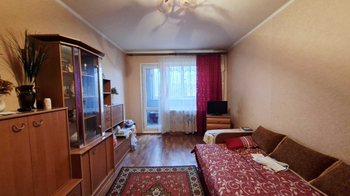 Продам 2 комнатную квартиру на Таирова с ремонтом - фото 1