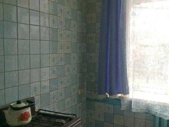 продам 1к.кв. п.Артема Харьков