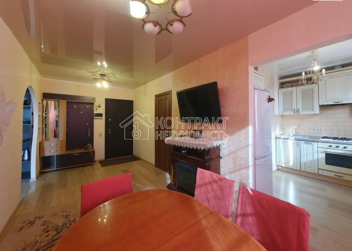 Продажа 2к кв. метро Холодна Гора - фото 1