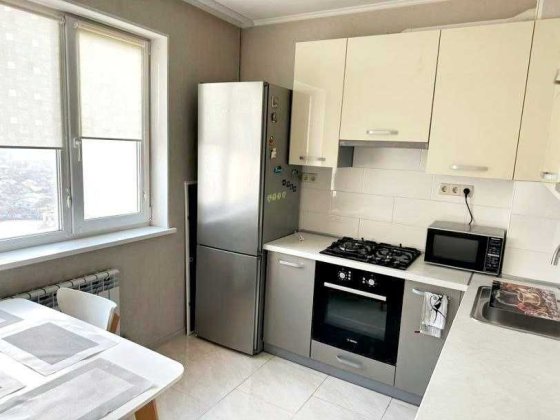 Продам 2 кв. м.Наукова, вул. Космічна Харків