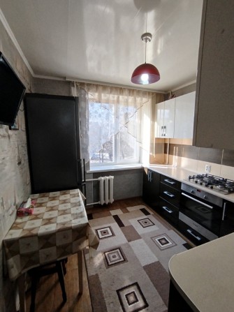 Продается 2х комнатная квартира ул Лахтинская, 3 этаж Бабурка - фото 1