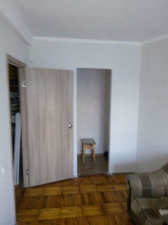 Продам четырех комнатную квартиру 1этаж ОСББ в жилом состоянии - фото 1