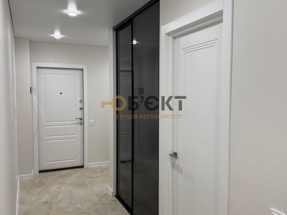 Продаётся стильная 3-комнатная квартира в 524-м мкр, Гвардейцев-Широни Харьков