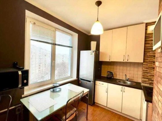 Продам! 1 КВ. Біля м. Олексіївська. Харьков