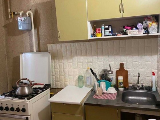 Продается 1 ком квартира в цокольном этаже по ул. Гагарина Запорожье