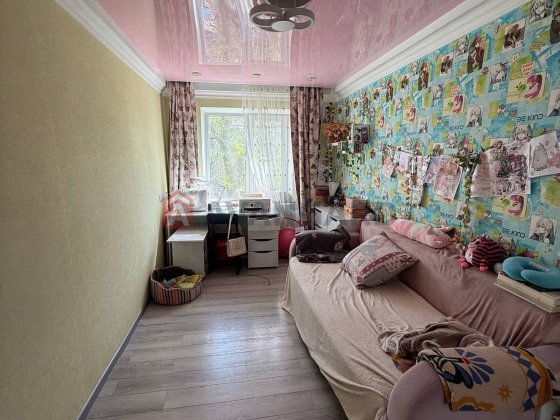 Продаж 3-кімнатної квартири з меблями 3 поверх Запоріжжя