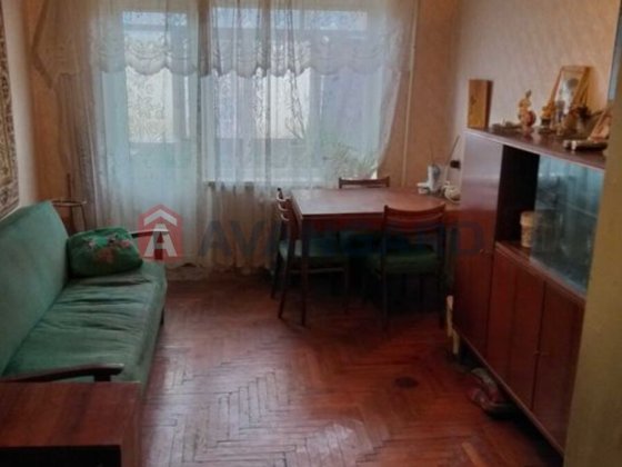 Продам 3х комнатную квартиру на Правом Запоріжжя
