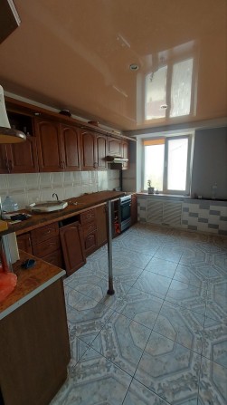 Продаётся 3 к/к  р- н Центрального рынка. - фото 1