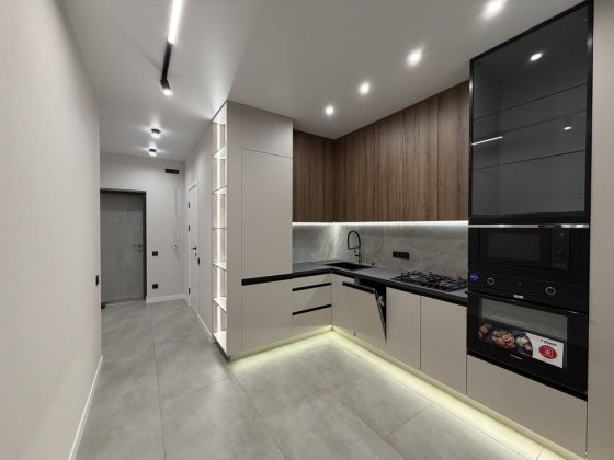 Продаж Евро 2кім великої 46м2 з классним ремонтом!Софіївські Липки!Генератор! Софиевская Борщаговка