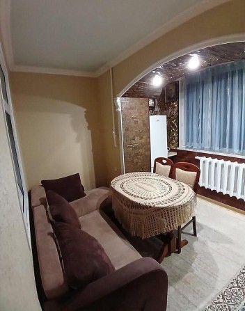 Продам 2-к квартиру с ремонтом, 3/14 эт, на Балковской (3-123-657) - фото 1