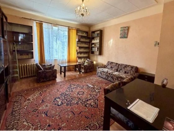 2к.квартира м. Научная Харьков