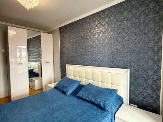 Продаж 3-кім кв. по вул. Роксоляни в цегляному будинку Львів