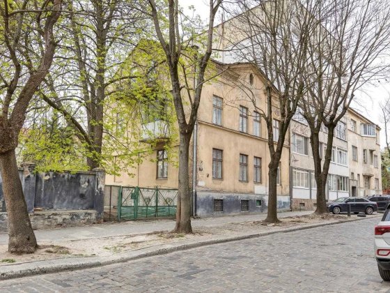 2 квартира/БЕЗ Ремонту/Квітки-Основ'яненка/Олени Степанівни/Польський/Львів Львов