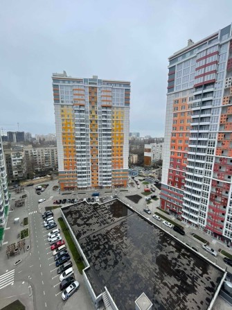 Жилой комплекс 4 сезона  Гагарина пр. (Леси Украинки) - фото 1