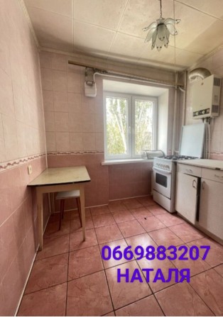 Продається малогабаритна 3 квартира біля яхт-клубу - фото 1