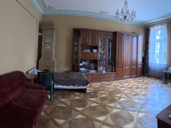 Продаж 2 кім Степана Бандери Львов