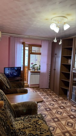 Продам 2 к кв  Центр. Гимназическая наб. Метро Левада - фото 1