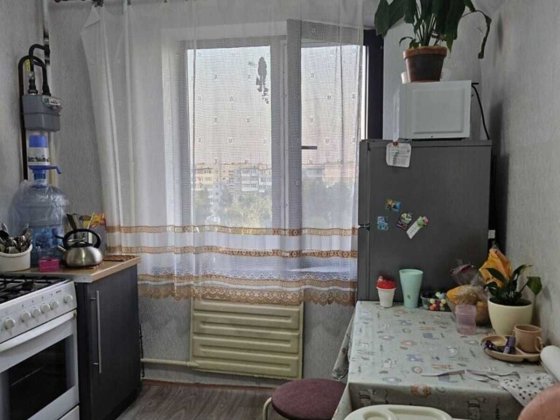 Продам 2- кімнатну квартиру на Осіпку Запорожье
