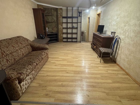 Продам 2-х квартиру проспект Героев Харькова, метро Защитников Украины (Восстания) Харьков