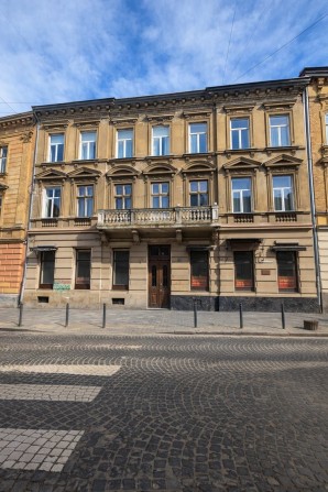Продаж 4-на квартира в Центрі  вул.Грушевського ! - фото 1