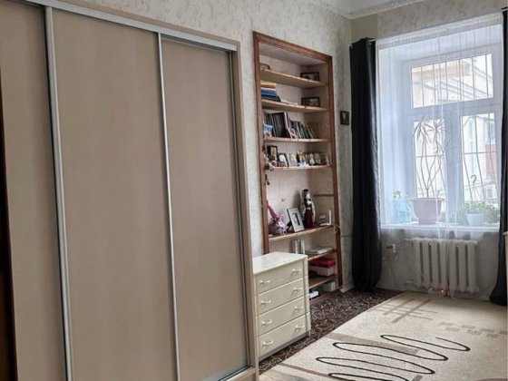 Продам 2х ком квартиру ул пастера  центр города Одесса