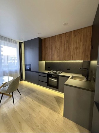 Продаж новоі евро2ки кімн квартири 44 м2 з меблями технікою Уютний(Затишний) - фото 1