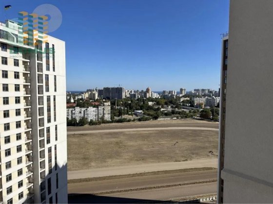 Продам 1 комн ЖК 67 Жемчужина! Окна и ипподром и двор! Одеса