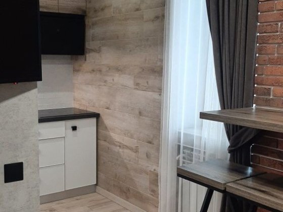 Продаж  євродвушки Центр ТРЦ Нікольский метро Бекетова Площа Конституціі 2пов. Харків