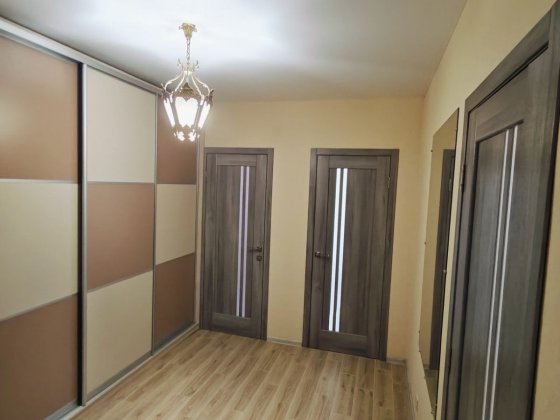 Продам 3 кімнатну квартиру біля метро Перемоги Харків