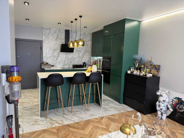 Продаж 1 кімнатної квартири + кухня вітальня ЖК Білий Шоколад - фото 1