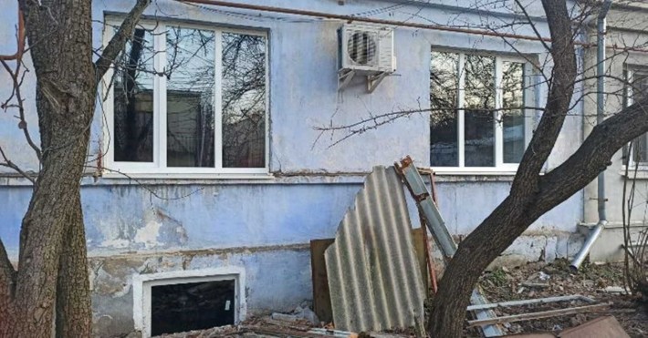 продам 2 к\к 53 м з цокольним приміщенням та ділянкою 2 сот Стар Центр - фото 1