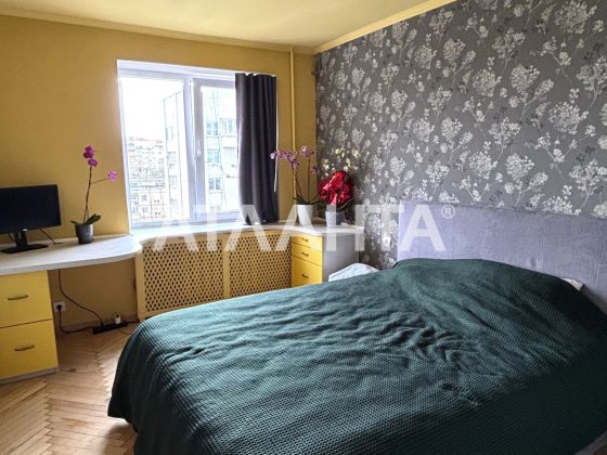 Затишна квартира з ремонтом Львов