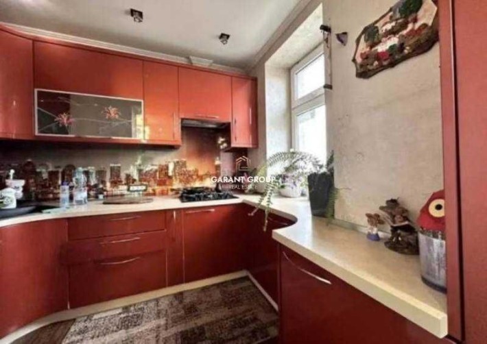 Трикімнатна квартира з ремонтом - фото 1