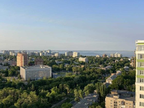 Продам квартиру в Жк Четыре сезона, Пентхаус 100м- 25 этаж, панорамный вид на море и город, рядом па Одеса