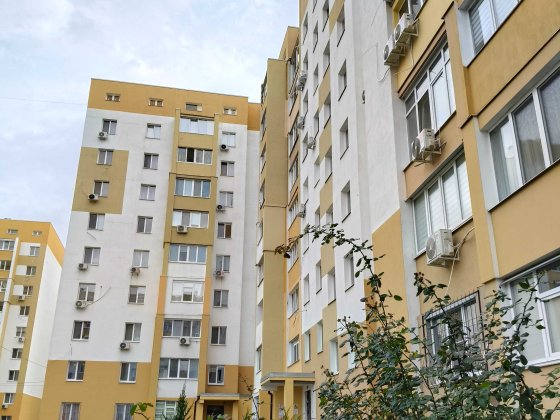 Аналогов нет!ЖК Радужный, Продам 3 ком квартиру пл 80м2, этаж 3/9ти! A Харків