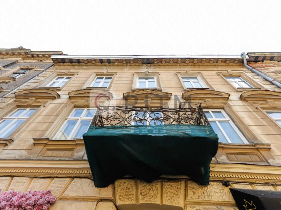 Продаж 2-кімнатної квартири на Пекарській Львов