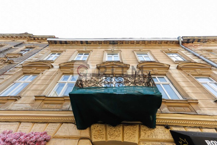 Продаж 2-кімнатної квартири на Пекарській - фото 1