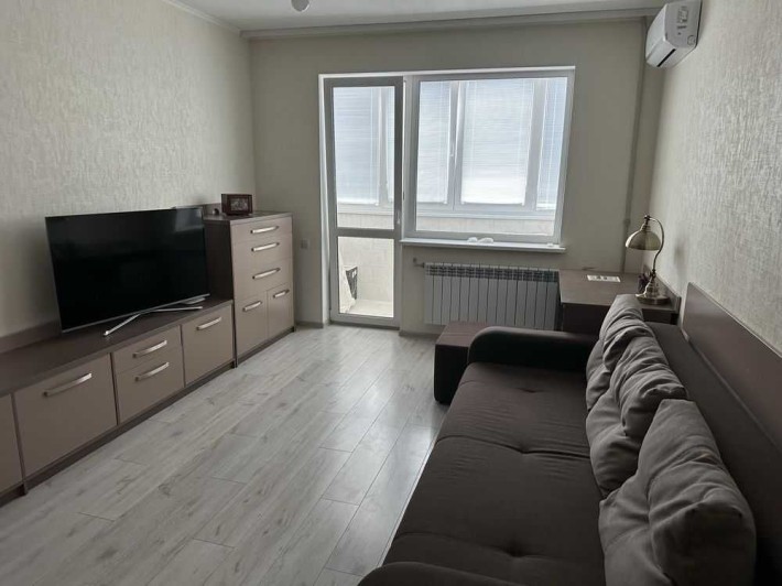 Продается 2к кв. в Центре с евроремонтом - фото 1