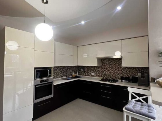 Продаж квартири без комісії по вул. Карла Мікльоша 3 Львів