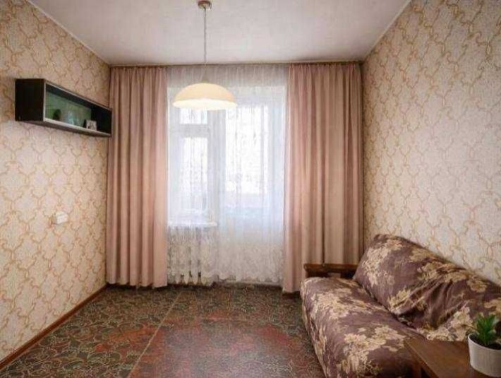 Продам 3-комнатную квартиру на Черёмушках. - фото 1
