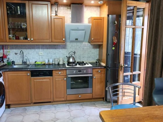 ПРОДАМ  3-ком.  ул. Краснова/ пл. Толбухина Одеса