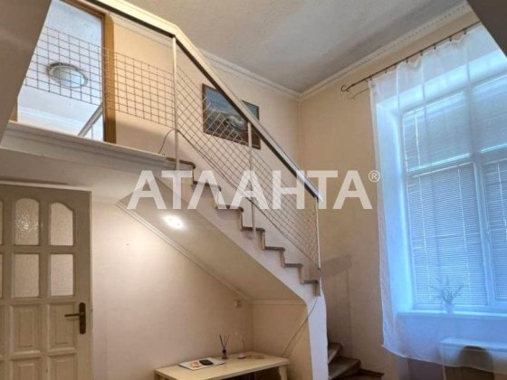 Однокімнатна дворівнева квартира на Городоцькій 87 Львов