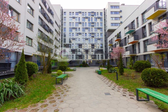 Продаж 2 кімнатна квартира, без ремонту, ЖК Місто Трав - фото 1