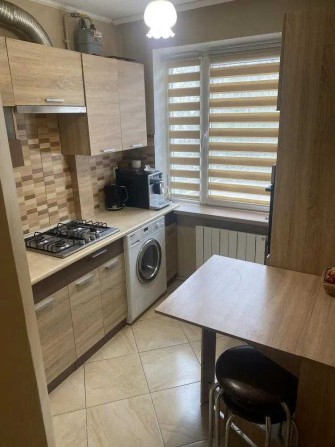 Продається 1 кімнатна квартира по вул. Наукова / 33 кв.м - фото 1