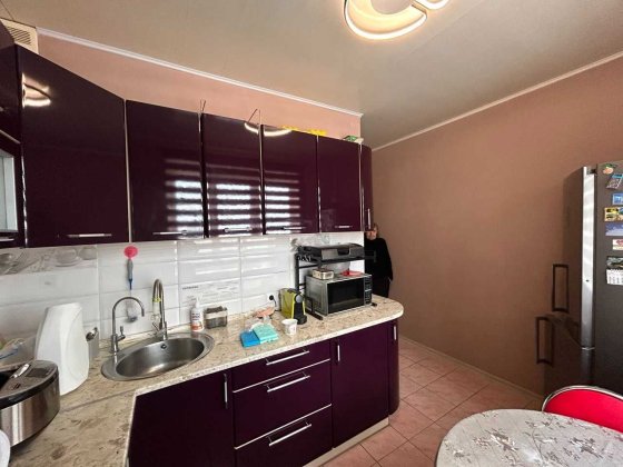 Продам 4-х кв ул. Гарибальди. Салтовка. 84 м2. М. Студенческая Харків